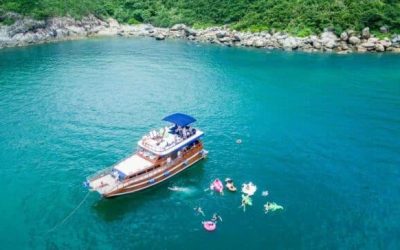 clearwater-bay-hong-kong-junk-boat-3-1-768x364