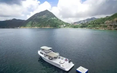 hong-kong-yachting-1024x767-1-768x575